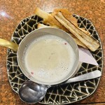 焼肉・鉄板焼ステーキ 橘通りミヤチクAPAS - スープおいしー！