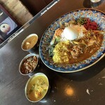 ニゲラサティバ 目黒店 - 3種のスリランカプレート  3,000円（税込）　