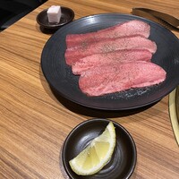 中目黒焼肉 登牛門 - 