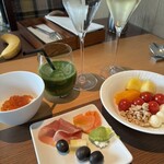 MAIN DINING by THE HOUSE OF PACIFIC - ワインのお供たち