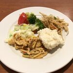ハンバーグハウス ナガノ - サラダバーから