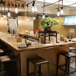 かね田 - カウンター席