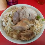 ラーメン二郎  - 小ラーメン 750円 + 豚増し 150円