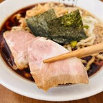 麺屋 翔 - 分厚いチャーシュー　ほろほろとろっと
