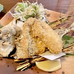 活魚料理一徳 - あじフライ…頭から尻尾までサクサクで超旨！