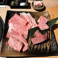 近江うし焼肉 にくTATSU 銀座店 - 