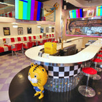 Osakana Tiger - 1950年代美式餐廳風格的店內