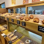 焼きたてパン工房 かえでの木 - 