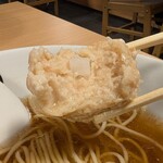 HACHI - サイコロ状の大根入り