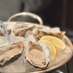 Oyster bar & Bistro Wharf - 