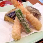 手打そば仁水 - 天ぷらそば　