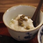 そば切り 岳空 - おぼろ豆腐の山椒オイルがけ