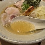 ジャパニーズ ラーメン 五感 - 