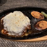 肉匠 みつ平 - チーズハンバーグランチ ¥1,000