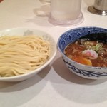 頑者 - つけめん、大盛り！  いつもの味わい、落ち着くなぁ。