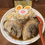 ヤマネコ軒 - 特製豚そば＋ヤサイマシ＋ニンニク＋アブラ