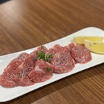 炭火焼肉 牛和鹿 本店 - 