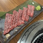 炭火焼肉 牛和鹿 - 