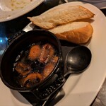 マーサーブランチ テラスハウス - トリュフとマッシュルームのアヒージョ