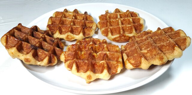 Mr. Waffle Hatanodai Eki Naka Ten photo 5