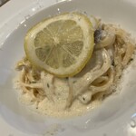 四ツ橋・新町 牡蠣と肉たらしビストロAKIRA - 