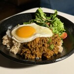 ドッグベリー - ■タケノコとオクラの特製カレー(フルサイズ) ￥1.200