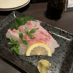 本格水炊きと博多もつ鍋 地鶏と九州料理 居酒屋 鳥邸 - 