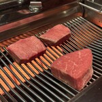 お肉屋 けいすけ 三男坊 - タン元とシャトーブリアン