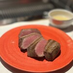 お肉屋 けいすけ 三男坊 - タン元の厚切り