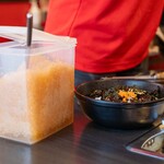 ホンスチュクミ - 2024.10 アニマルチャーハン（中 1,100円）