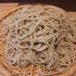 江戸そば マルノ - 生粉打ちの大盛り(接写)