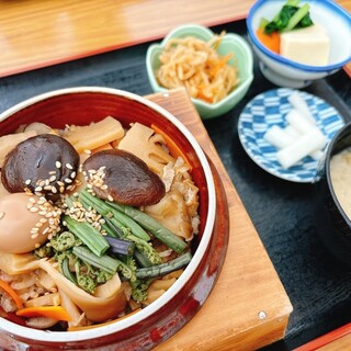 奥多摩湖レストセンター_1