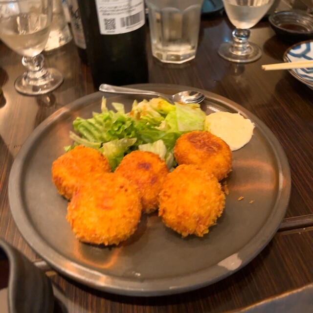 Royal Second photo 5