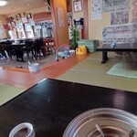 玉山支所前食堂 - 店内　人消し加工