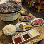 焼肉ホルモン まつとよ苑 - 