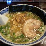 岩本屋 - ラーメン（Wスープ）