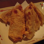 旬菜処 びいどろ - 熟成ニンニク醤油漬けの魚の天ぷら