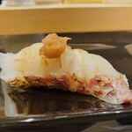 北新地 鮨 聚楽 - 愛媛産真鯛✨️和歌山龍神村の梅肉乗せ✨️