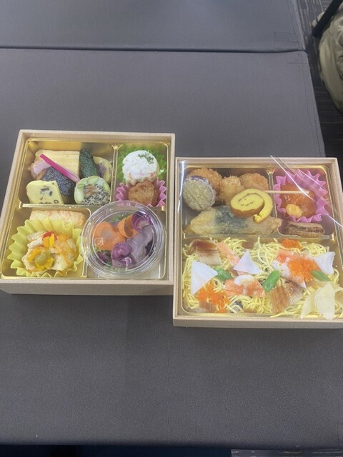 四季の料理梅田 - 小鶴新田（弁当）の写真