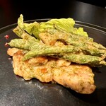 イタリアン チャイナバル村塾 - 鶏もも肉とインゲンの青海苔オイマヨチキン590円