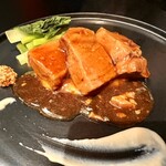 イタリアン チャイナバル村塾 - 豚の角煮白味噌ソースとともに990円