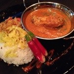 a peace - 店主がつくる週替わりカレー。バターチキンカレー！