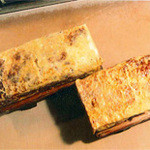 亀寿司 - 土産として予約される方もいるほど人気の卵焼き