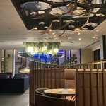 トラットリア・ポンテ 奈良 - 居心地よく華やかな内装