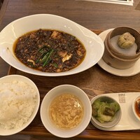 正宗広東私房菜サワダ 梅田エスト店 - 