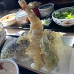 手打ちそば　梅田屋 - サクサクな天ぷら