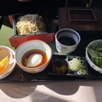 手打ちそば　梅田屋 - かつ重セット