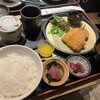 まぐろ食堂まりん
