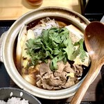 小鍋立て専門 なべしろ - 熱々で提供の小鍋立て