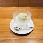 キッチン リコリス - ピスタチオアイスクリーム